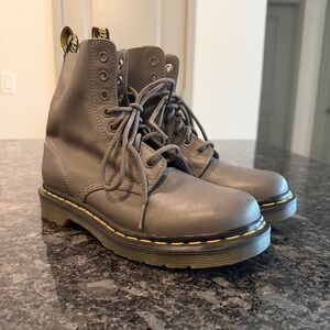 Dr. Martens Women's 1460 Pascal Virginia Boots Grey Size 6
